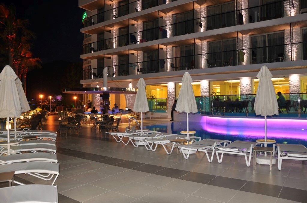 Marbella Hotel 말마리스 외부 사진